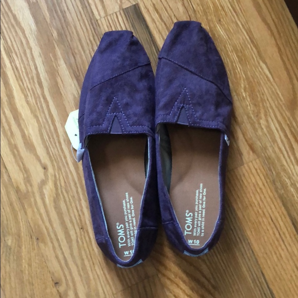 Toms shoes - brand new never worn with tags